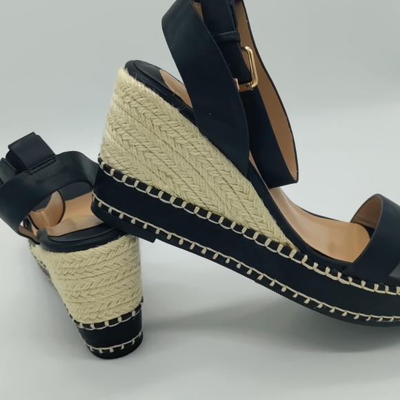 KAYLEEN By Los Angeles Black and Tan Wedge Sandals - Picture 4 of 4